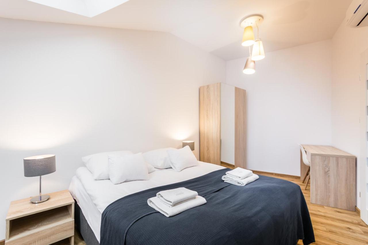 Apartamenty Bosacka Wawelofts คราคูฟ ภายนอก รูปภาพ